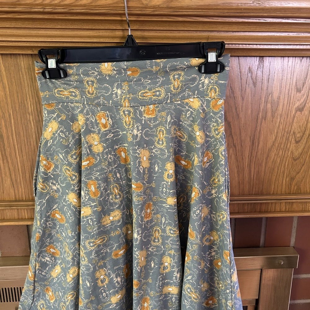 Effies Heart A-LineSkirt in Gray and Orange, violin theme - Picture 4 of 6